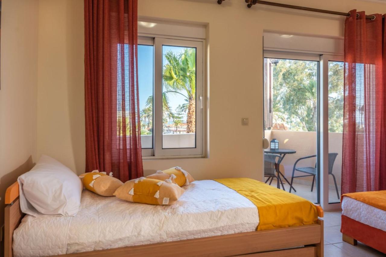 Palm View Villa *
